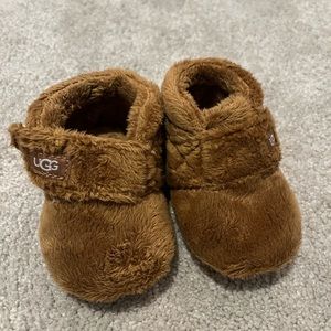 Baby uggs (barely worn)